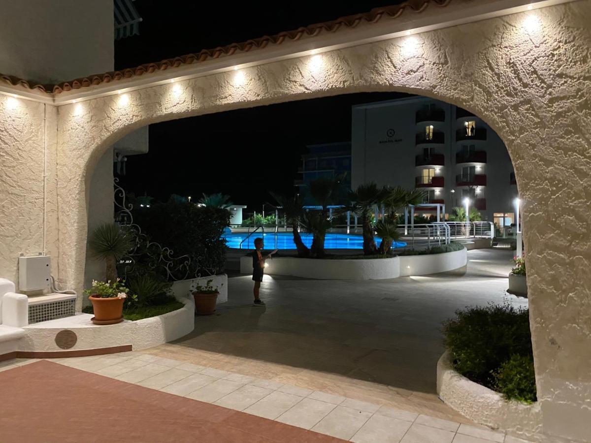 El Palmar Fronte Mare, Fronte Apartment