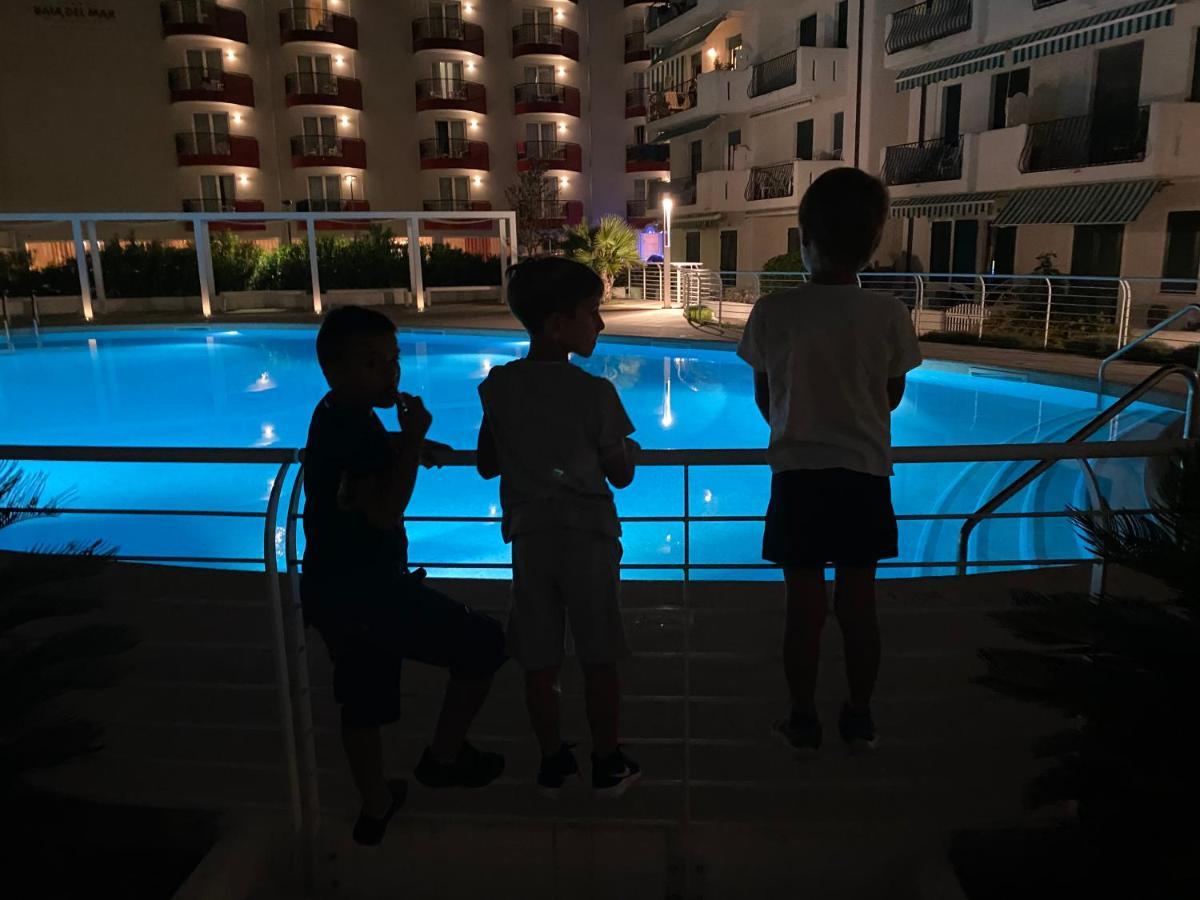 El Palmar Fronte Mare, Fronte Apartment